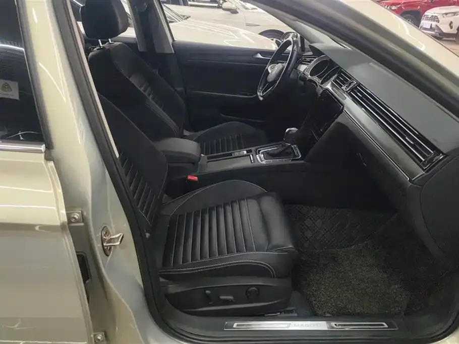 Volkswagen Magotan 2021 из CN, фото 7