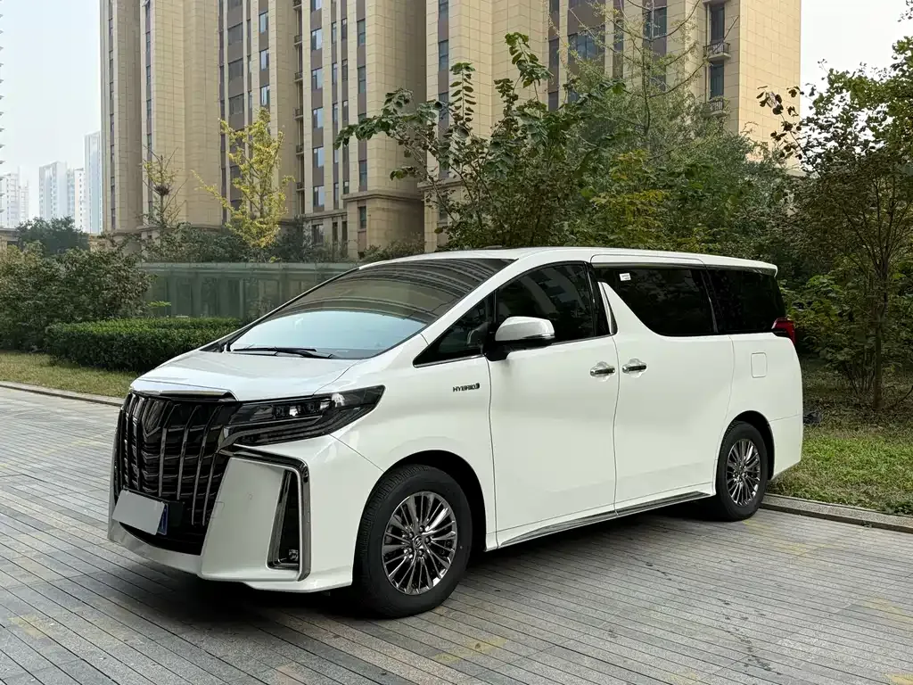 Toyota Alphard 2023 из CN, фото 8