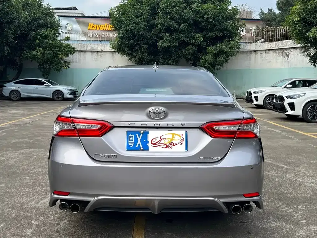 Toyota Camry 2023 из CN, фото 8