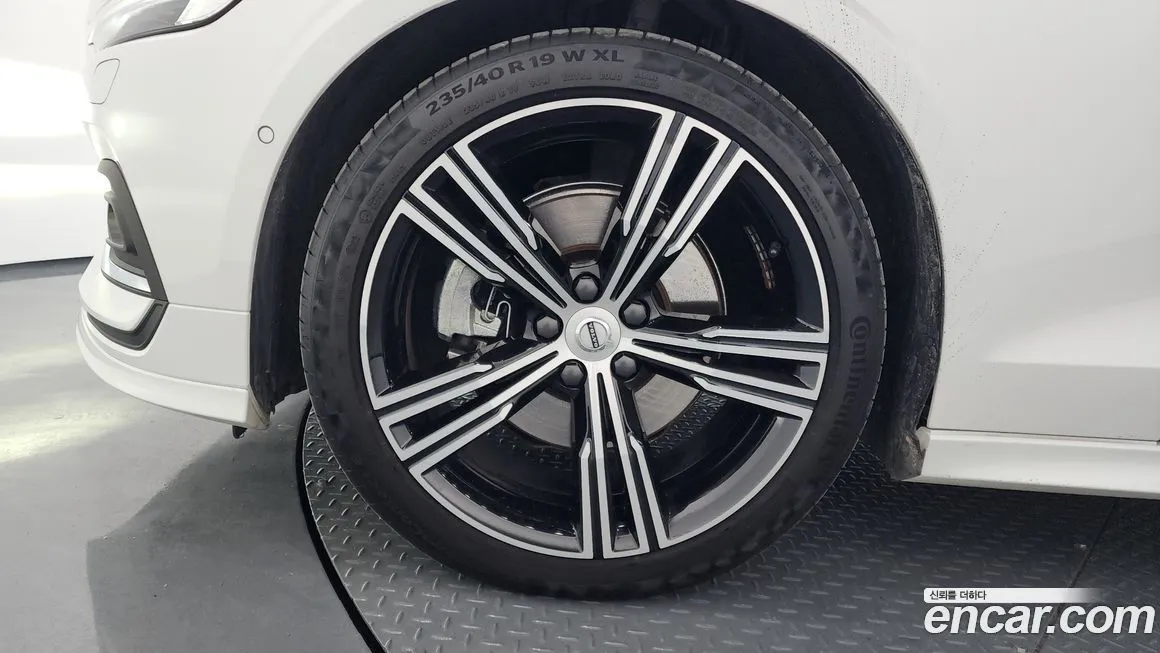 [object Object] S60 2021 из KR, фото 5