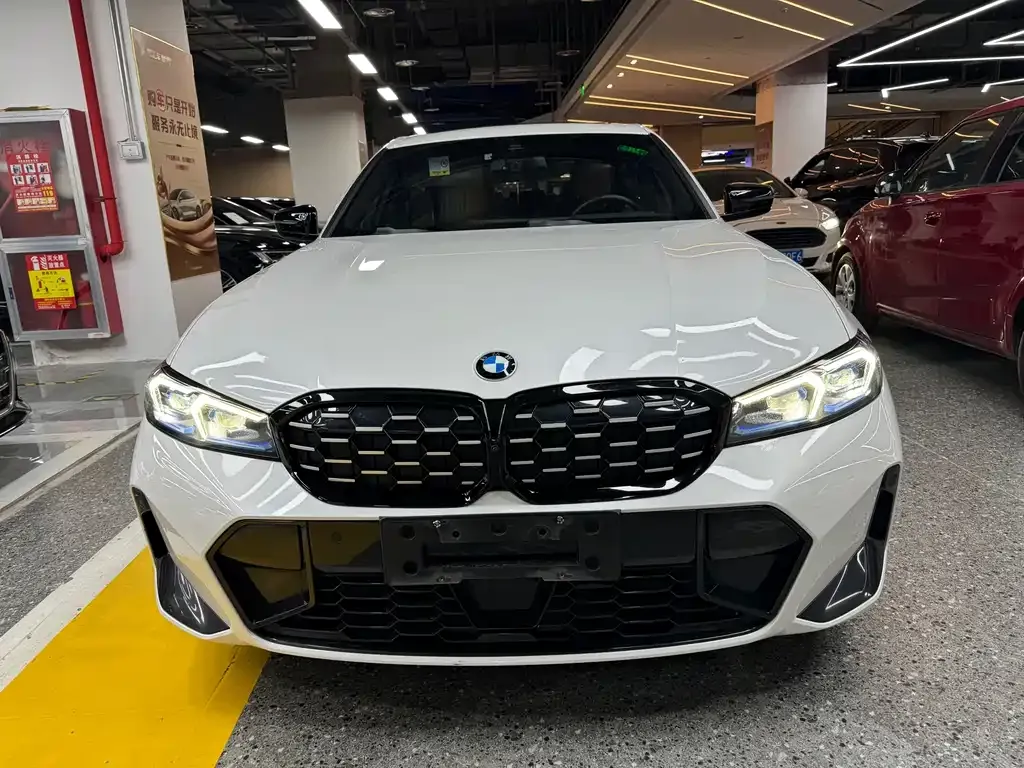 BMW 3 Series 2023 из CN, фото 10