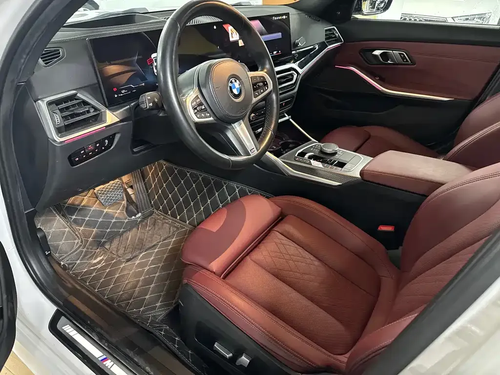 BMW 3 Series 2023 из CN, фото 6