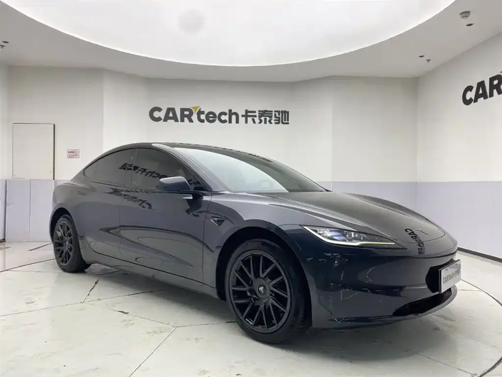 Tesla Model 3 — фото 2