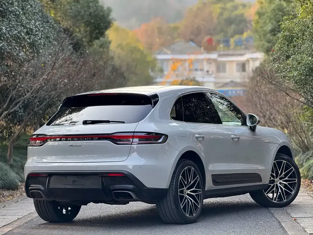 Porsche Macan — фото 6