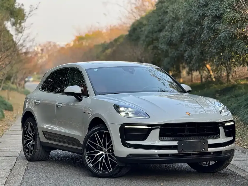 Porsche Macan — фото 9