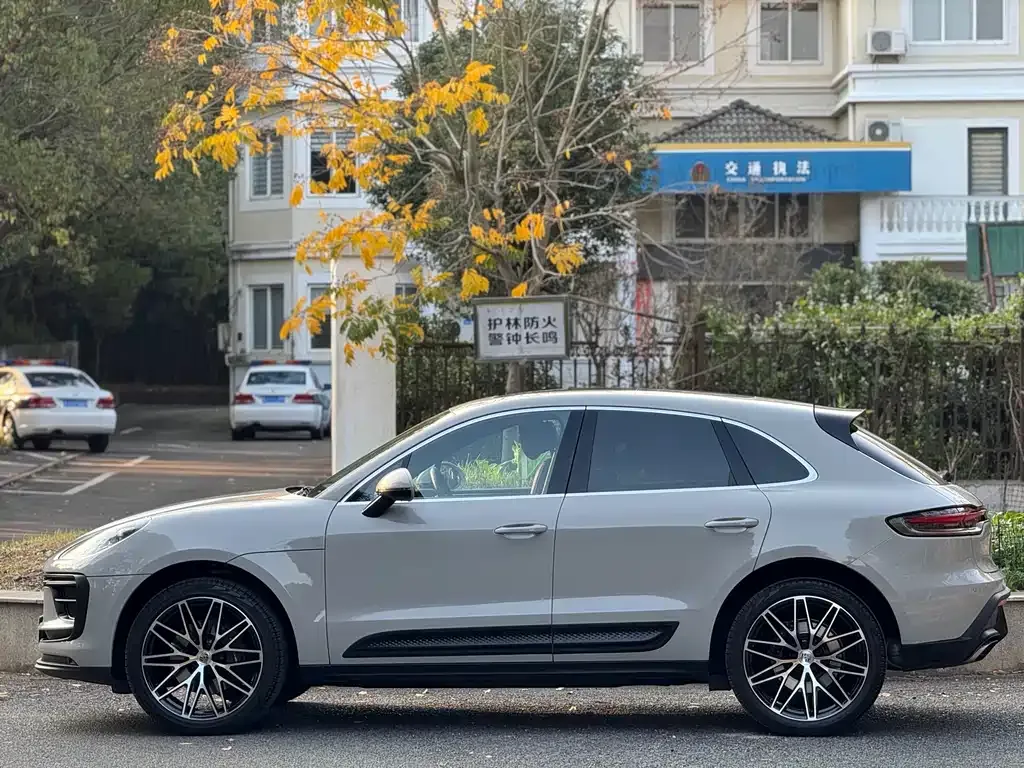 Porsche Macan — фото 8