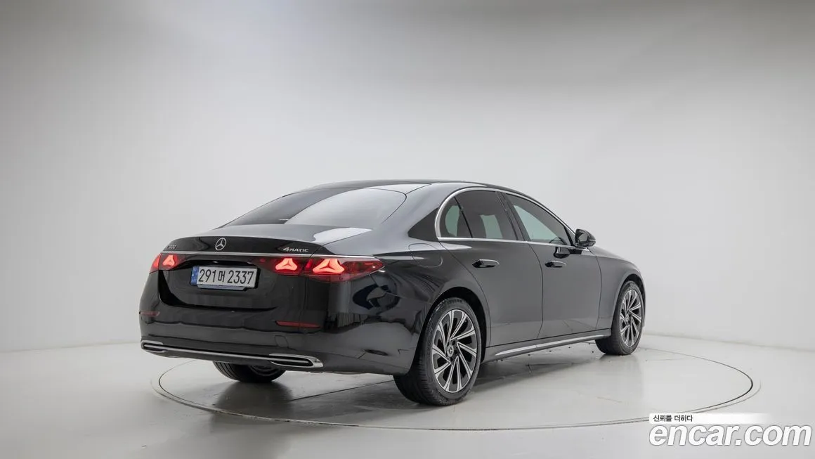 Mercedes-Benz E-Class 2024 из KR, фото 2