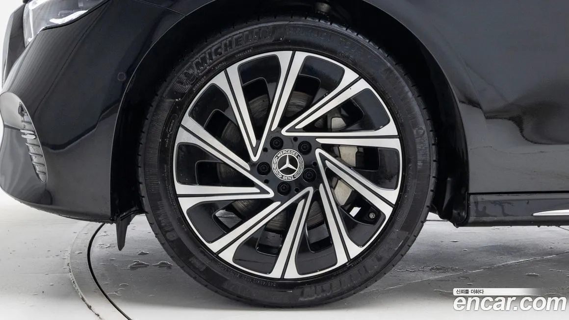 Mercedes-Benz E-Class 2024 из KR, фото 5