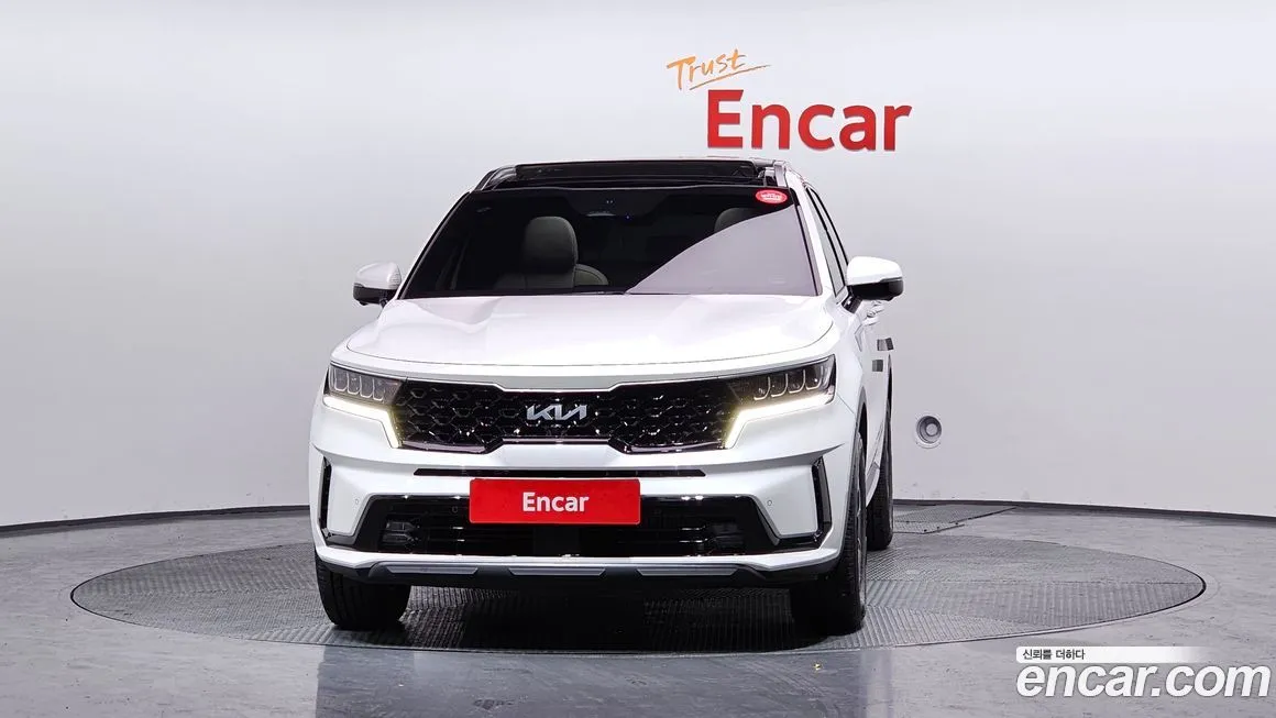Kia Sorento — фото 9