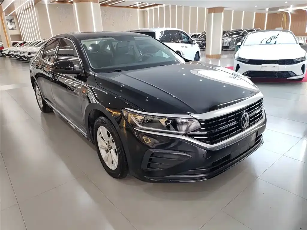 Volkswagen Passat 2023 из CN, фото 5