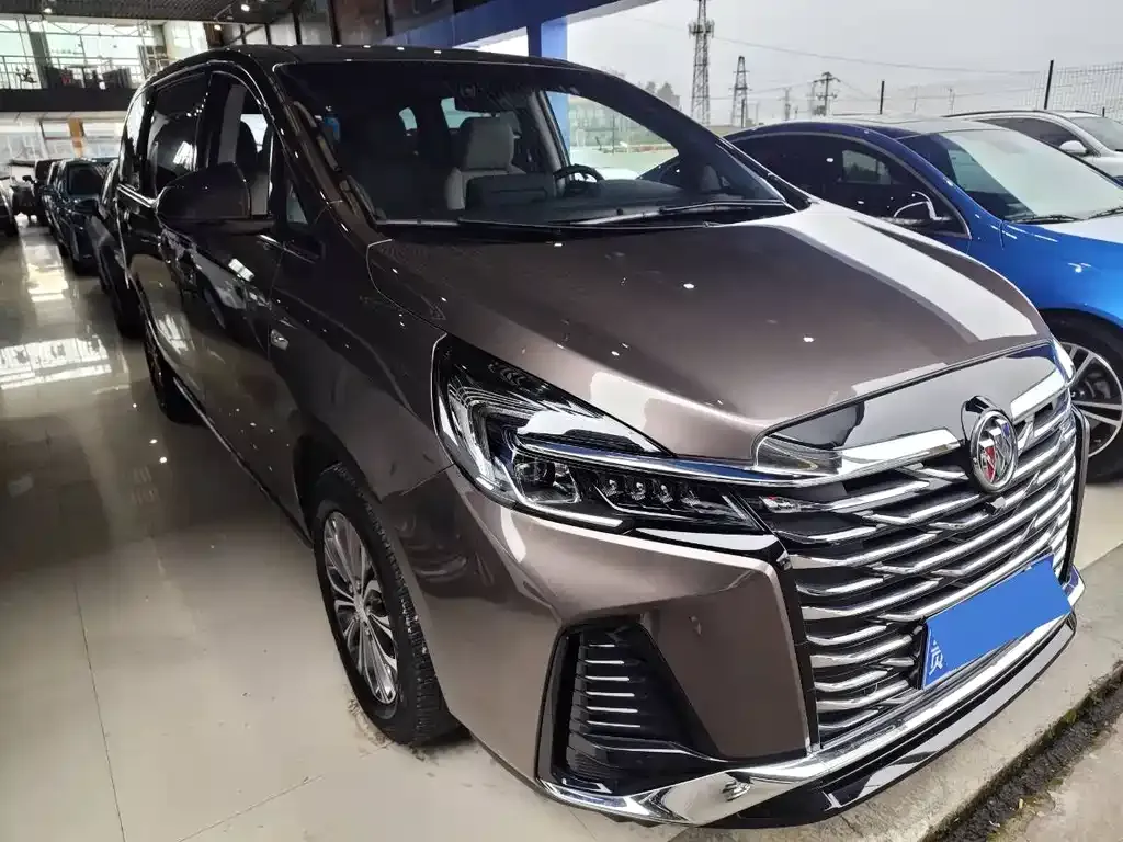 Buick GL8 2023 из CN, фото 4
