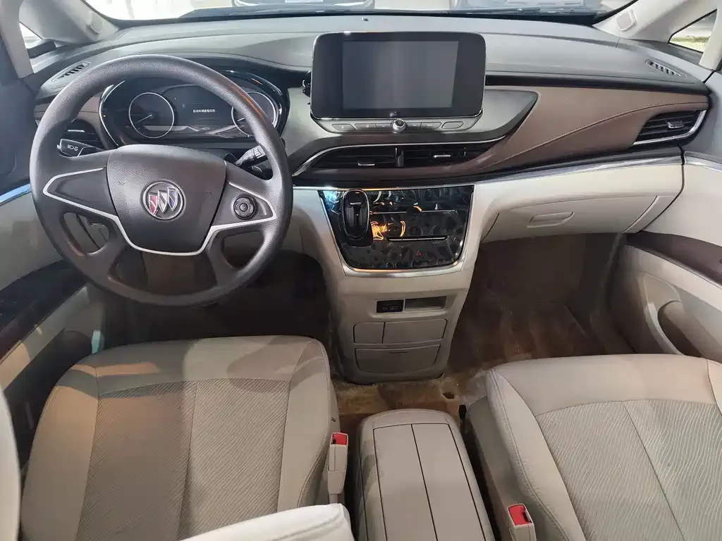 Buick GL8 2023 из CN, фото 9