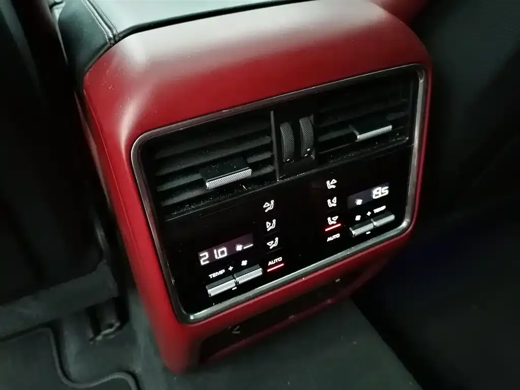 Porsche Cayenne Hybrid — фото 2