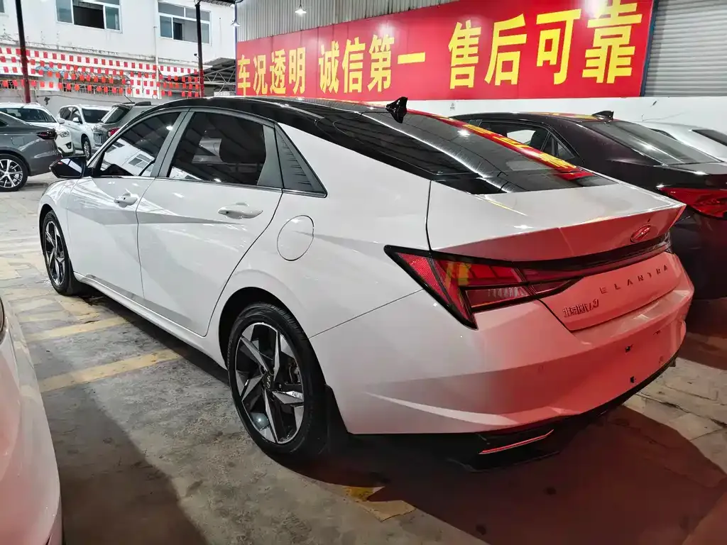 Hyundai Elantra 2023 из CN, фото 6