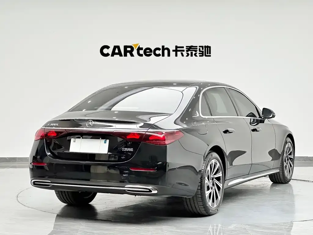 Mercedes-Benz E-Class 2024 из CN, фото 6