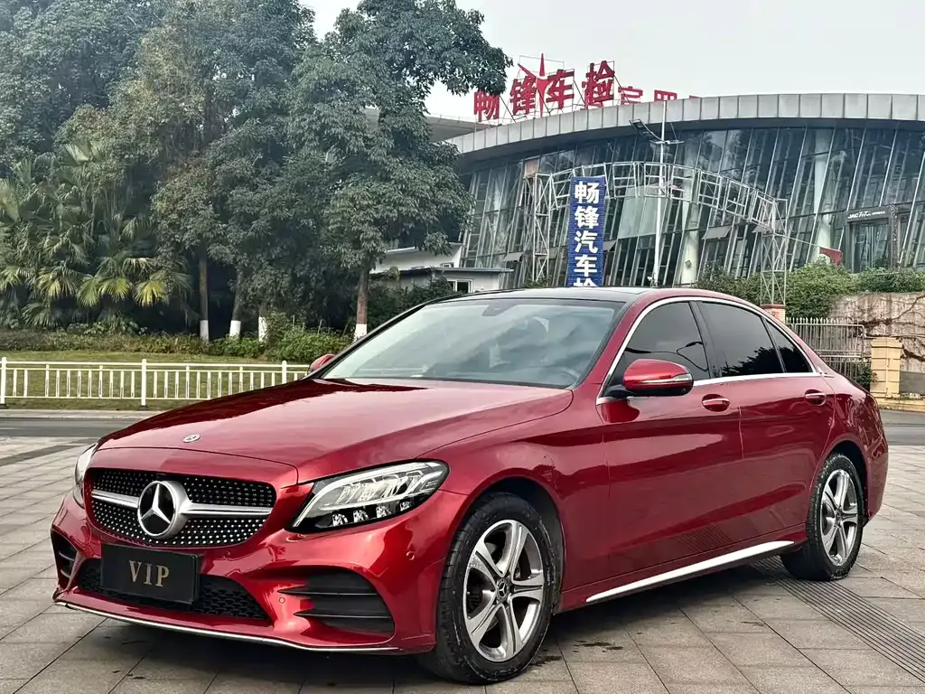 Mercedes-Benz C-Class — фото 1