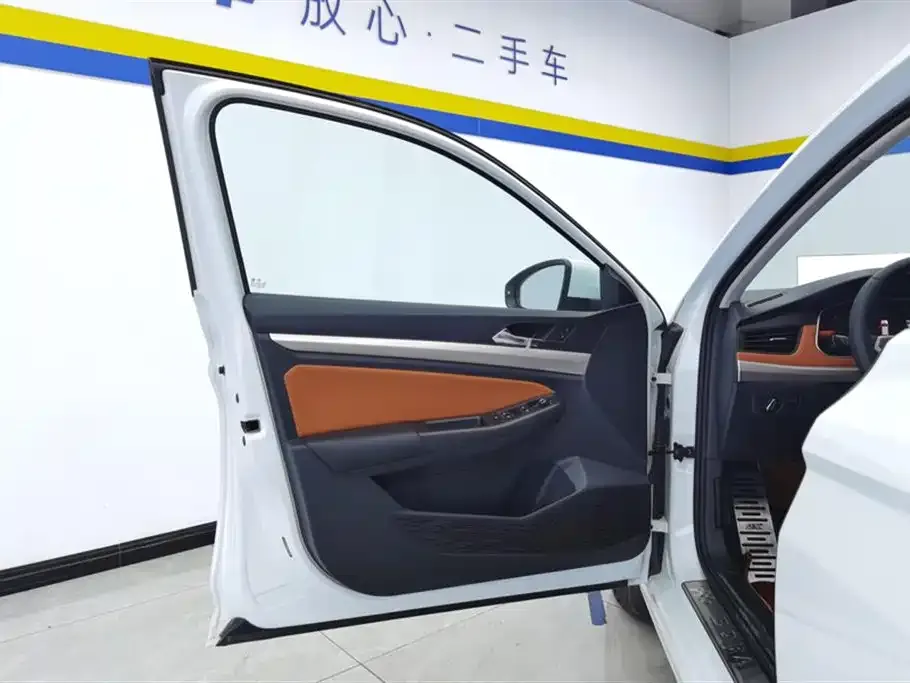 Volkswagen Bora 2024 из CN, фото 3