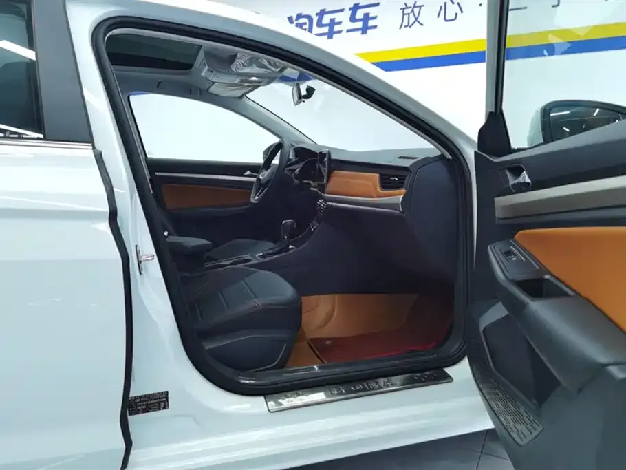 Volkswagen Bora 2024 из CN, фото 8