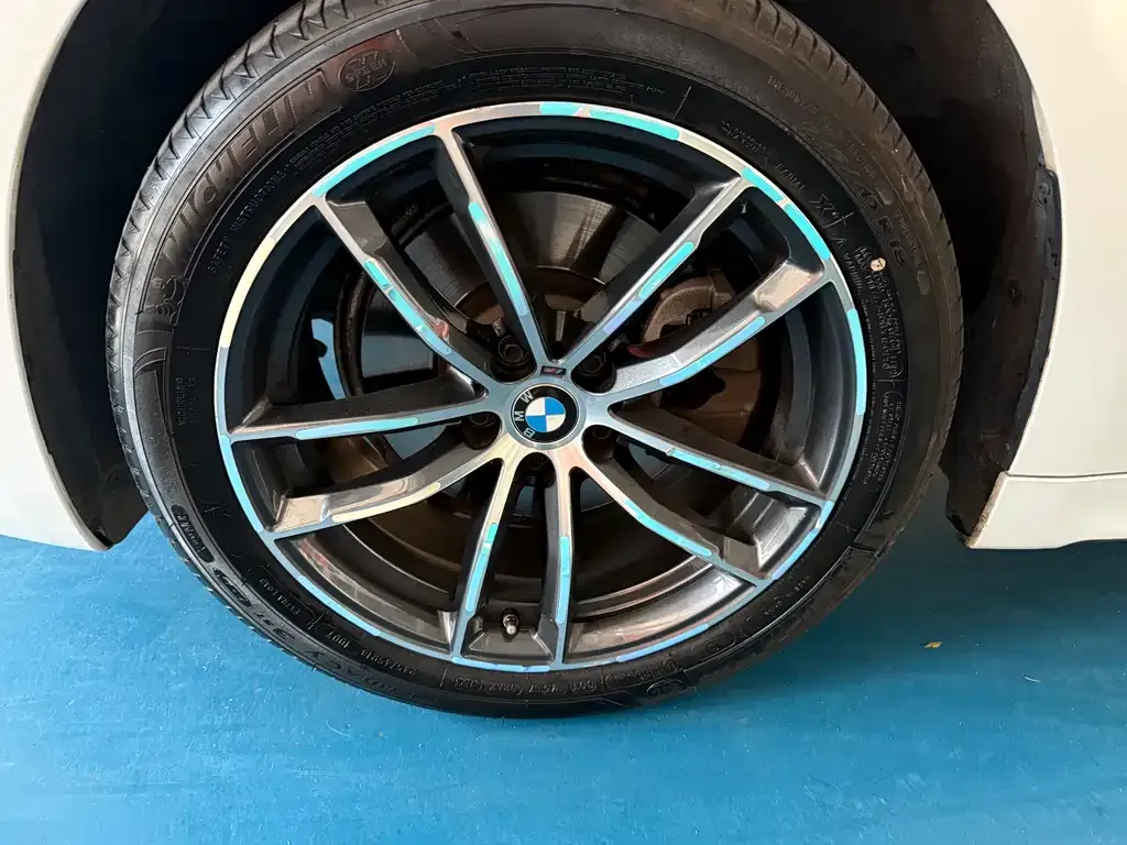 BMW 5 Series 2023 из CN, фото 2