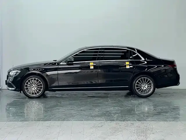 Mercedes-Benz E-Class 2022 из CN, фото 2