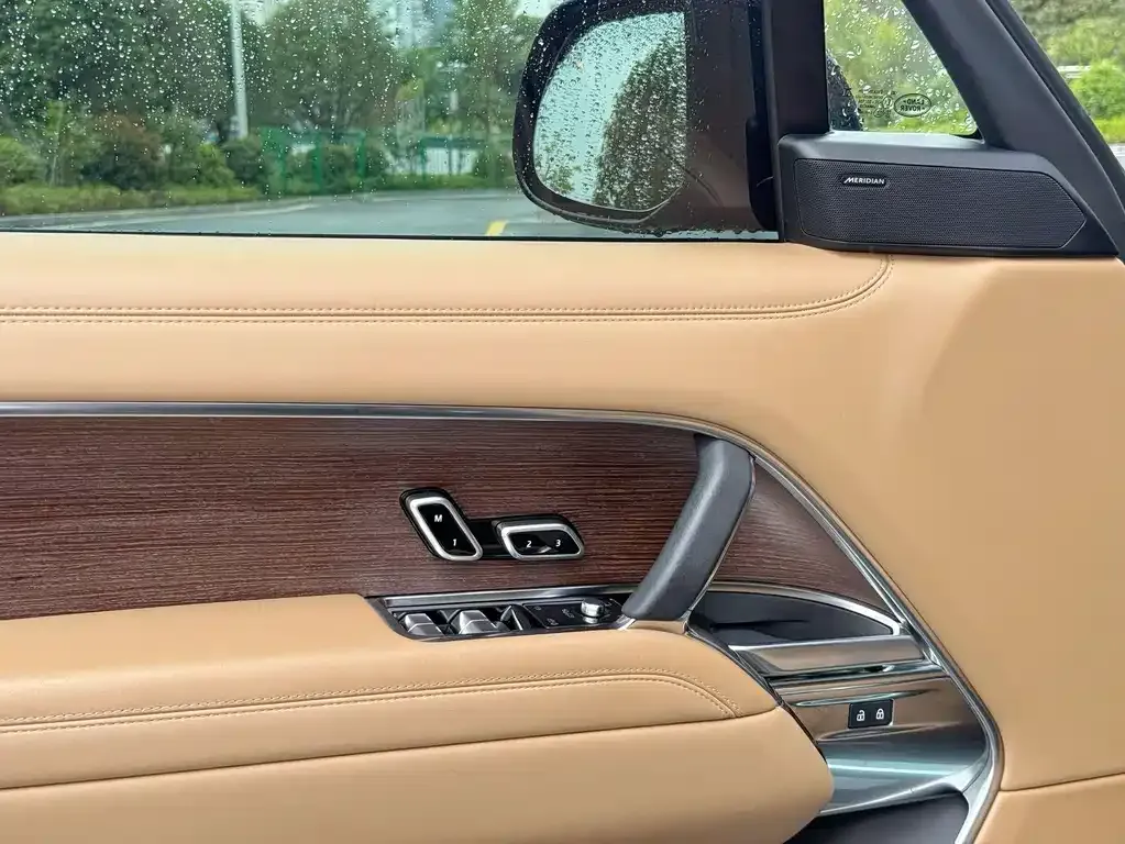 Land Rover Range Rover 2023 из CN, фото 8