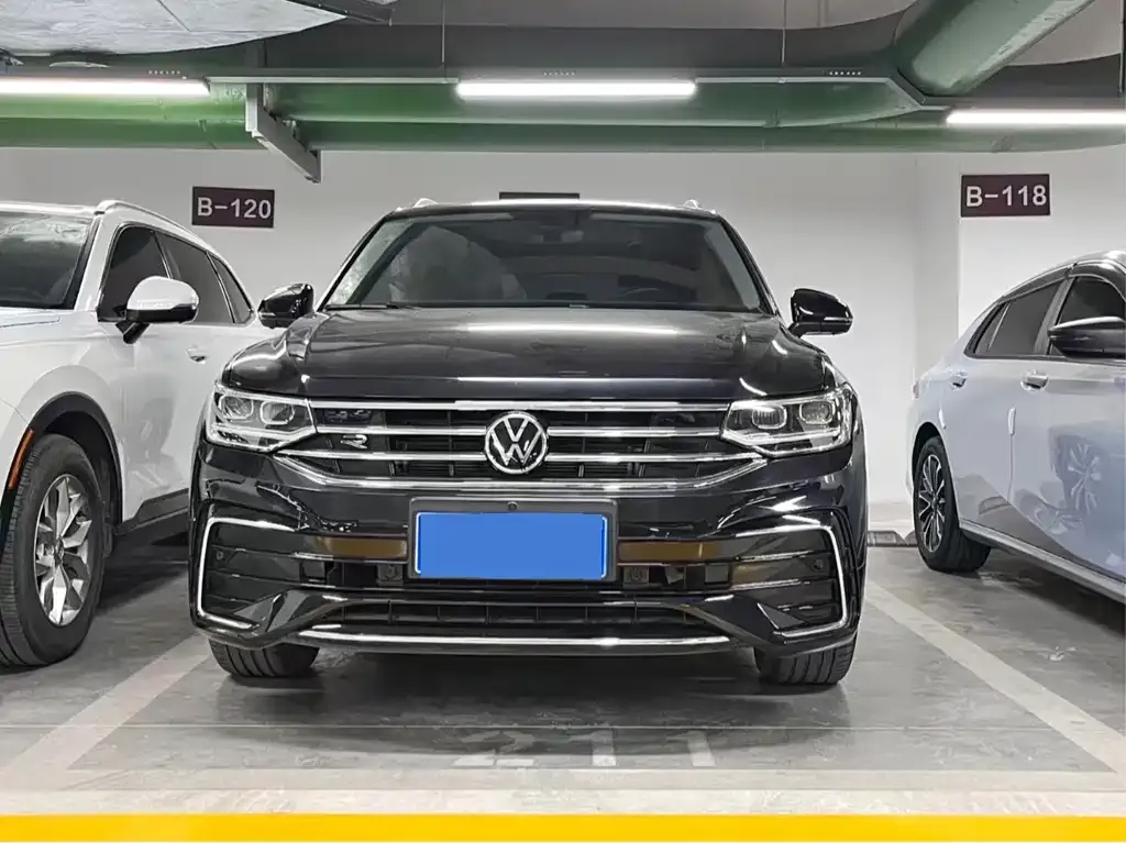 Volkswagen Tiguan L 2022 из CN, фото 8