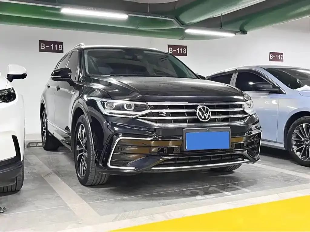 Volkswagen Tiguan L 2022 из CN, фото 3