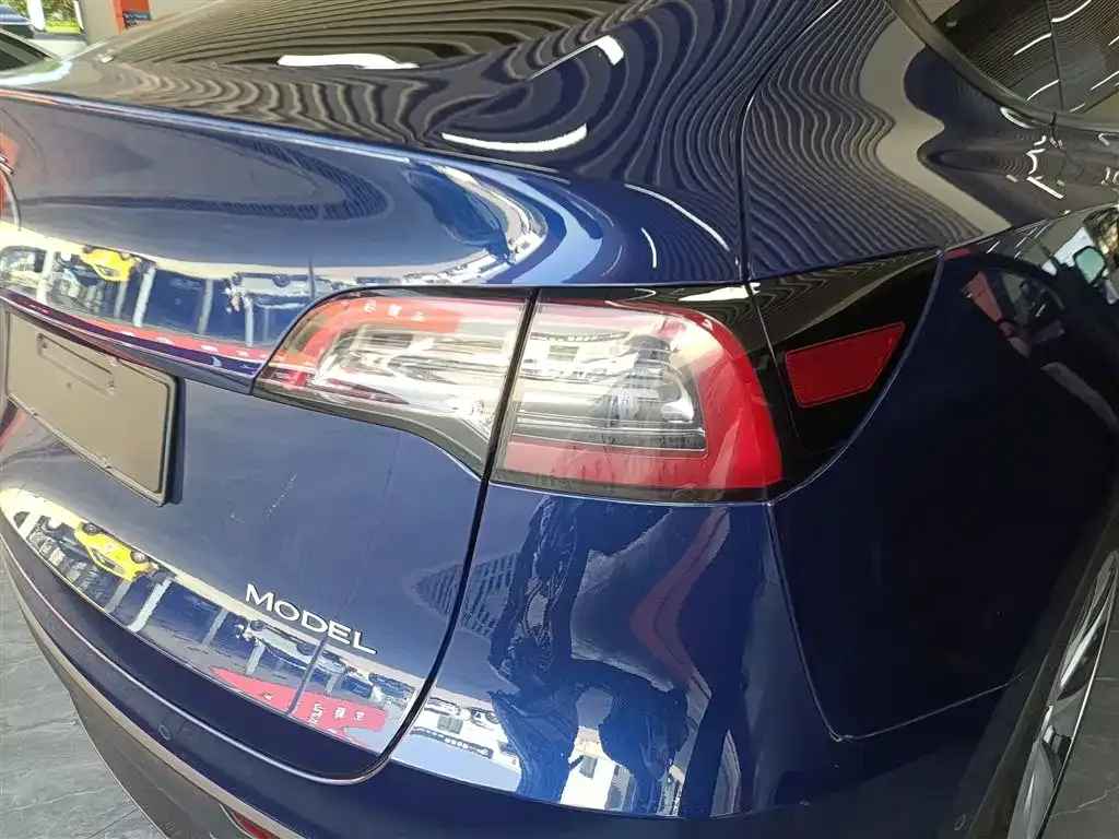 Tesla Model Y 2023 из CN, фото 7
