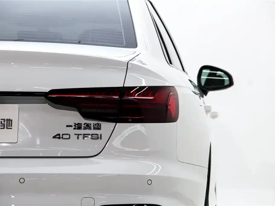 Audi A4L 2025 из CN, фото 5