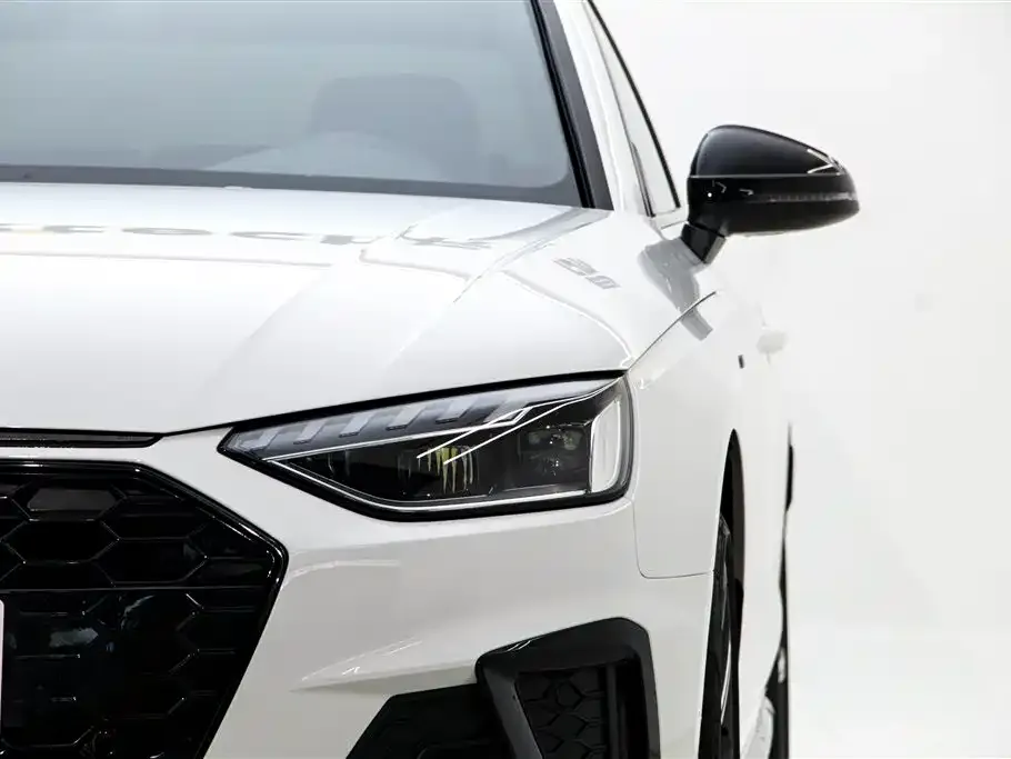 Audi A4L 2025 из CN, фото 2