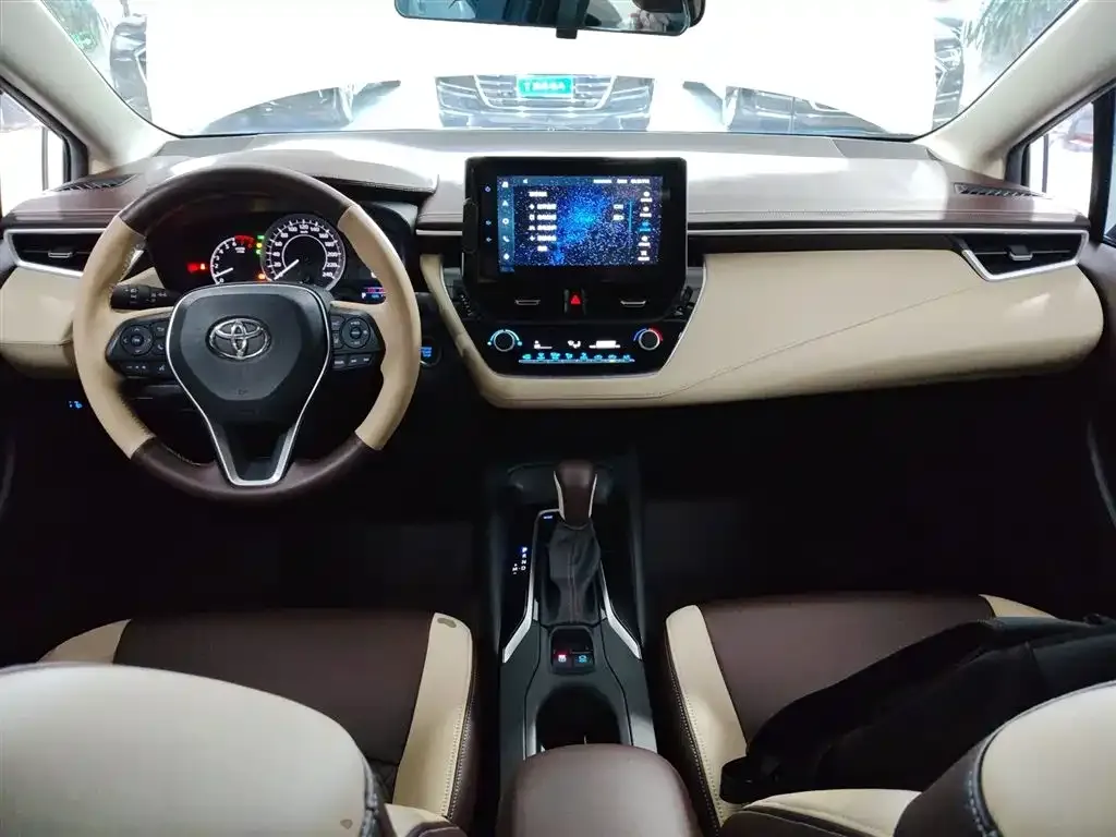 Toyota Corolla 2022 из CN, фото 9