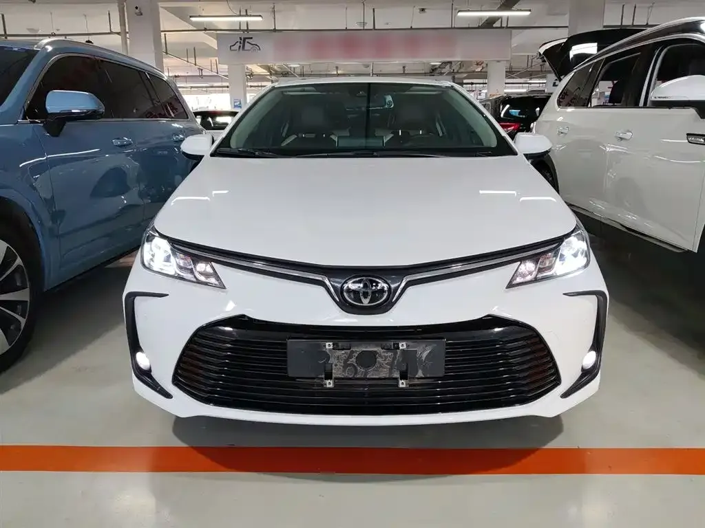 Toyota Corolla 2022 из CN, фото 10