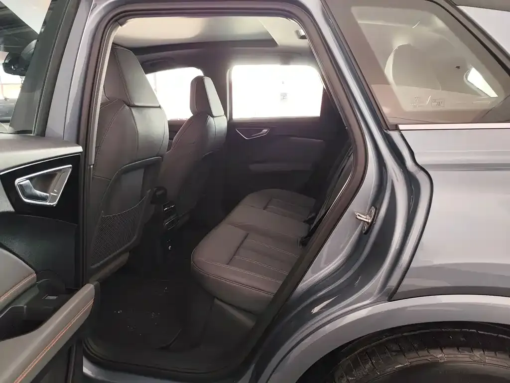 Audi Q4 e-tron 2024 из CN, фото 6