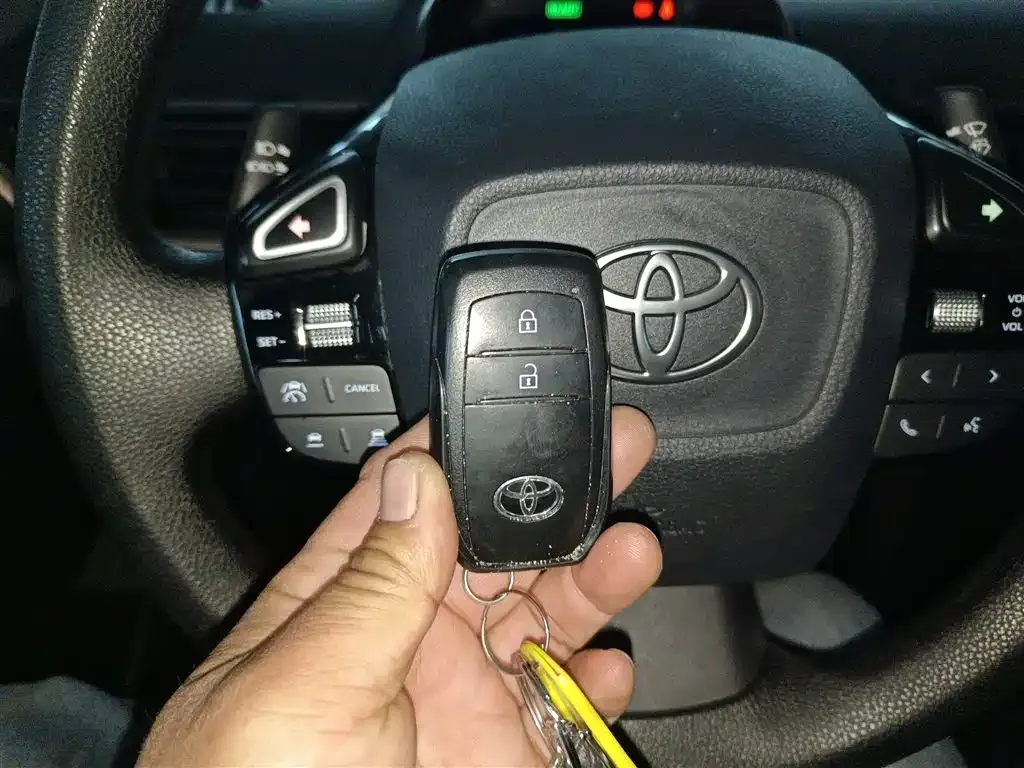 Toyota bZ3 2024 из CN, фото 9