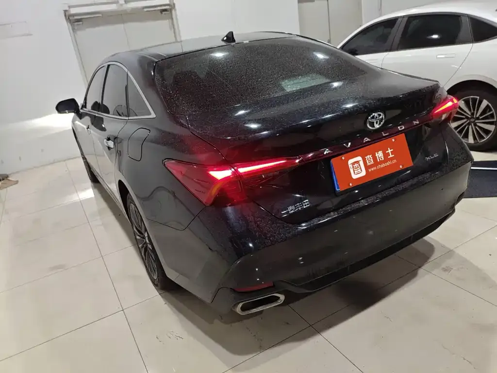 Toyota Avalon 2023 из CN, фото 7