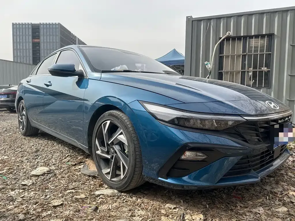Hyundai Elantra 2023 из CN, фото 10