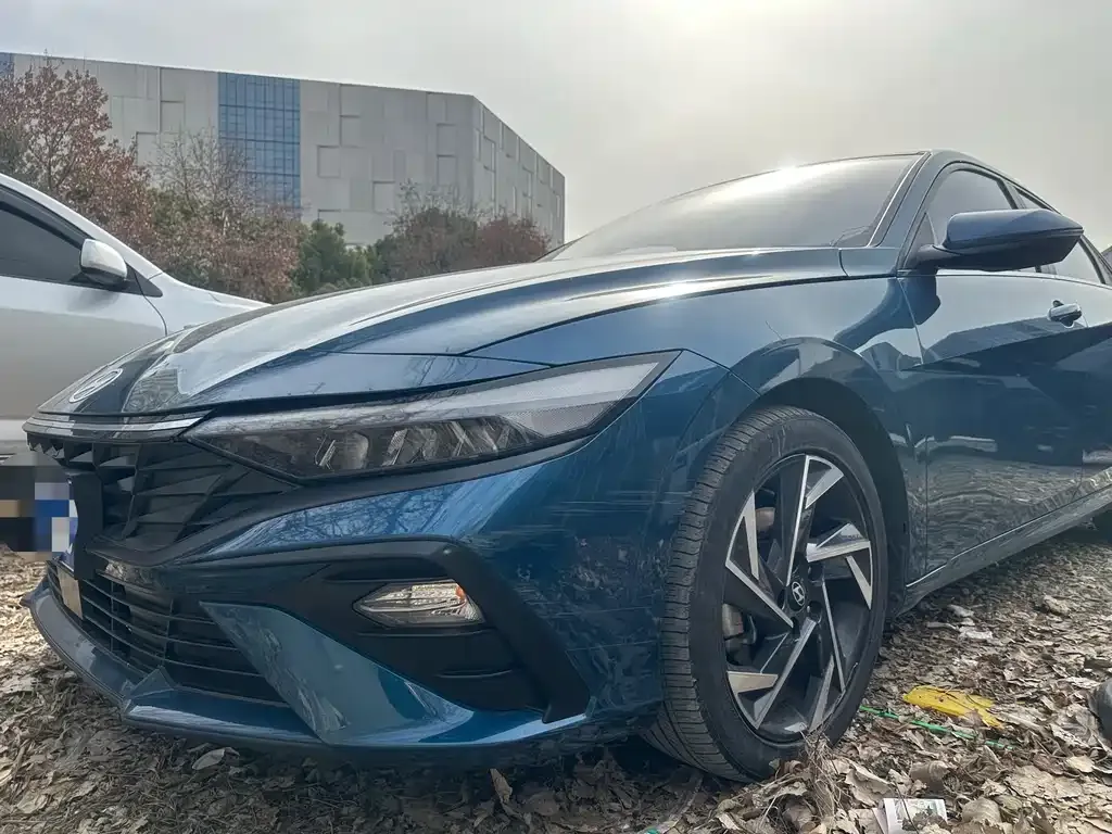 Hyundai Elantra 2023 из CN, фото 8