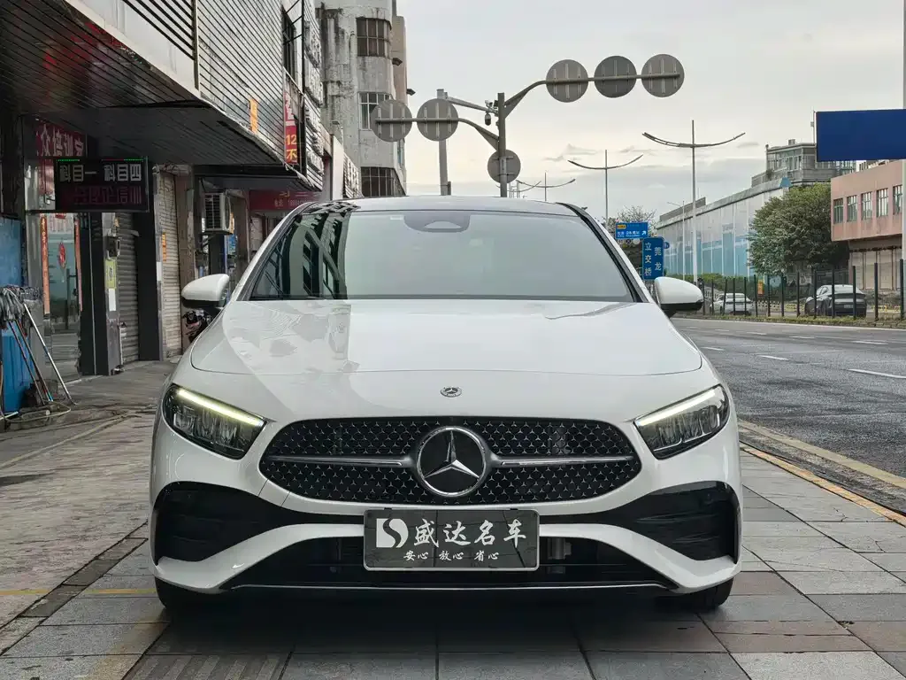 Mercedes-Benz A-Class — фото 8