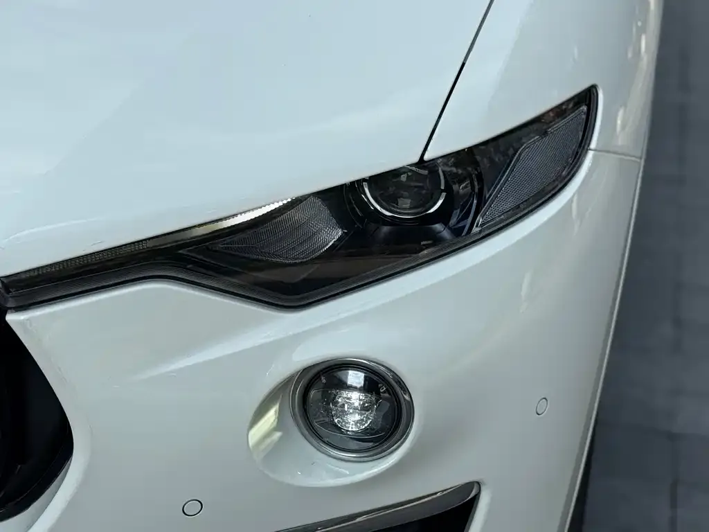 Maserati Levante 2023 из CN, фото 3