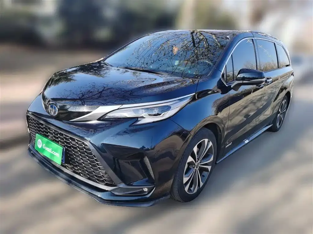 Toyota Granvia 2023 из CN, фото 1