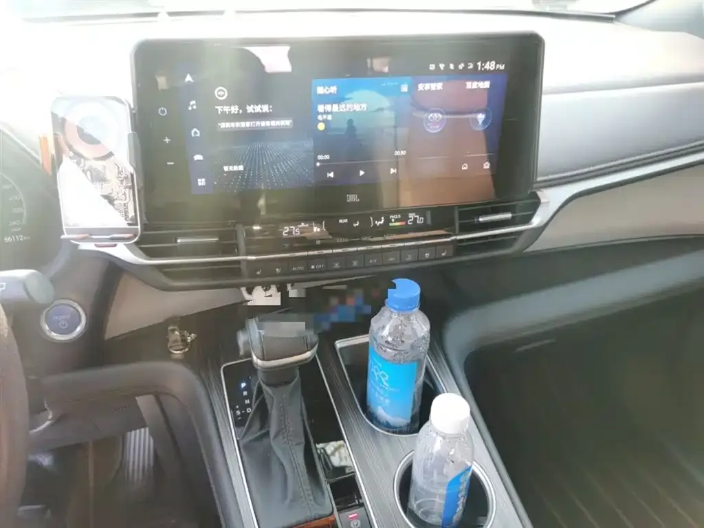 Toyota Granvia 2023 из CN, фото 4