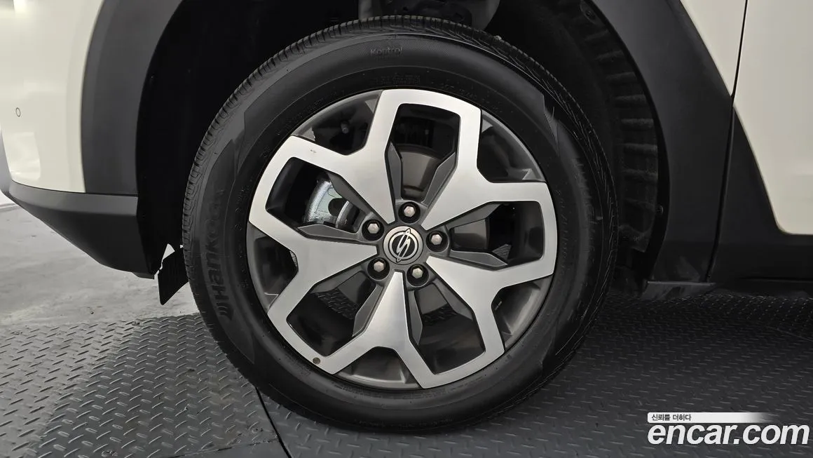 KG Mobility (Ssangyong) Torres — фото 9