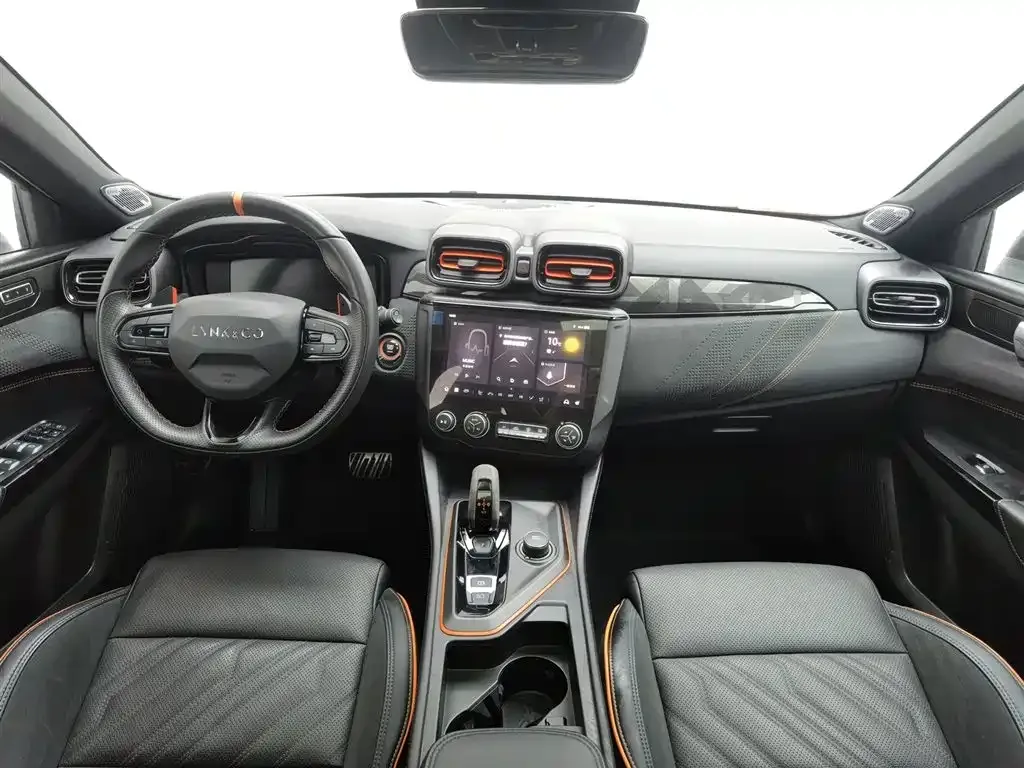 Lynk & Co 02 Hatchback 2022 из CN, фото 7
