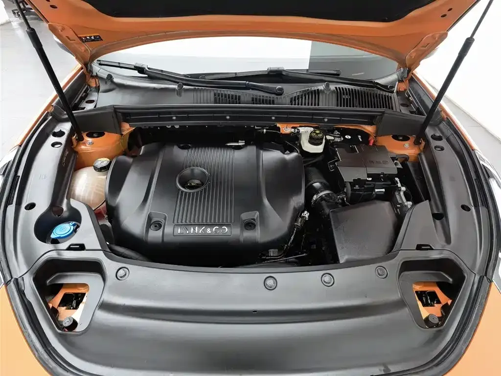 Lynk & Co 02 Hatchback 2022 из CN, фото 9