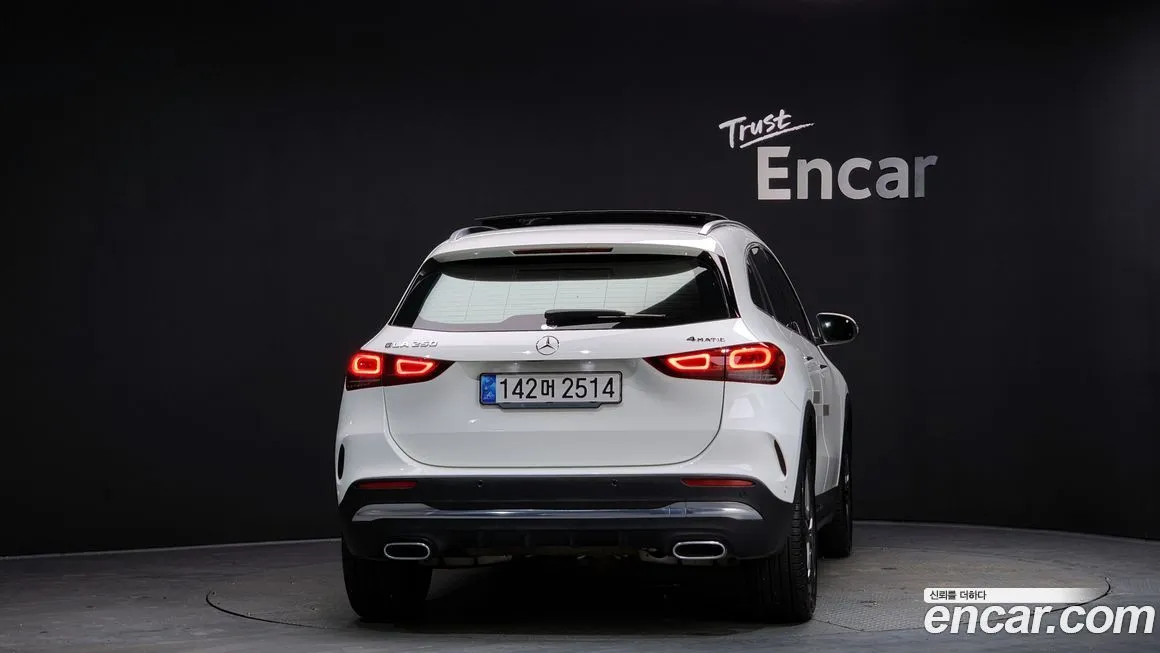 Mercedes-Benz GLA-Class — фото 10
