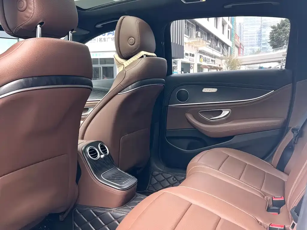 Mercedes-Benz E-Class 2022 из CN, фото 7