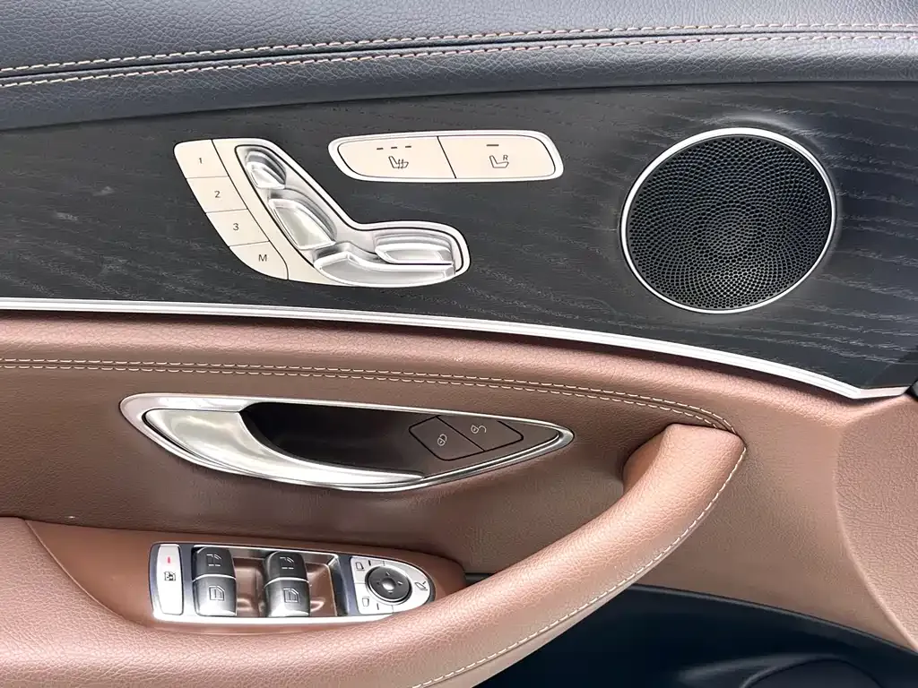 Mercedes-Benz E-Class 2022 из CN, фото 6
