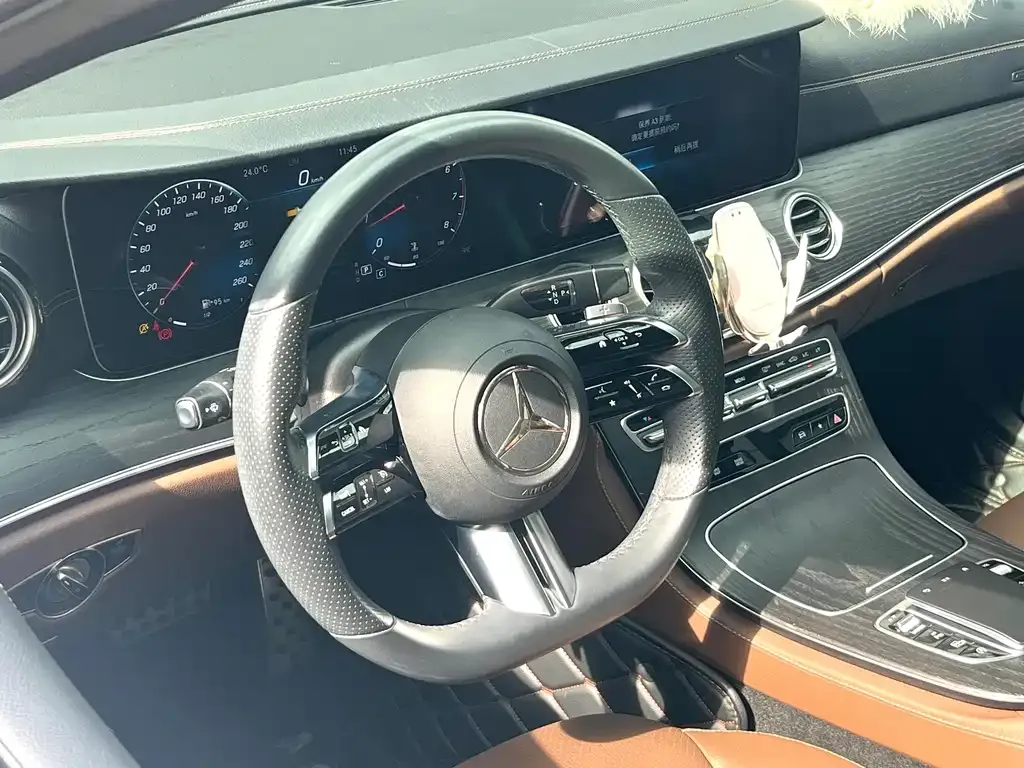 Mercedes-Benz E-Class 2022 из CN, фото 2