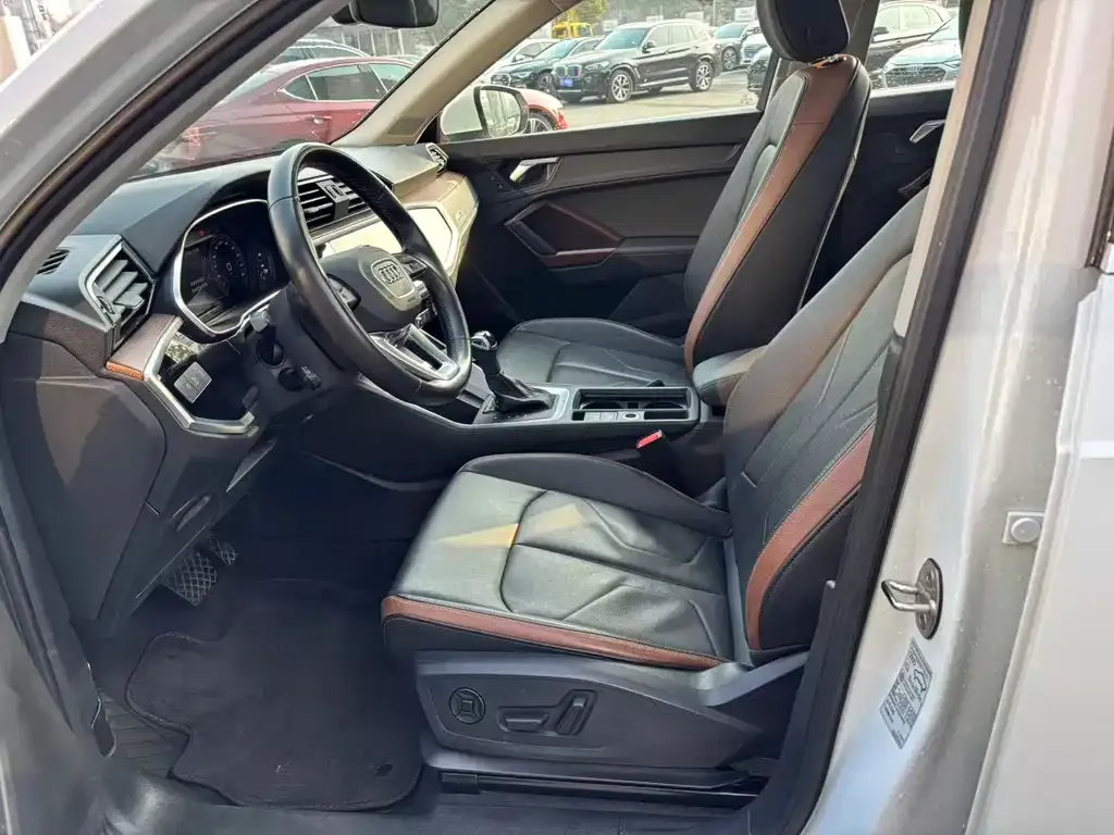 Audi Q3 2023 из CN, фото 6