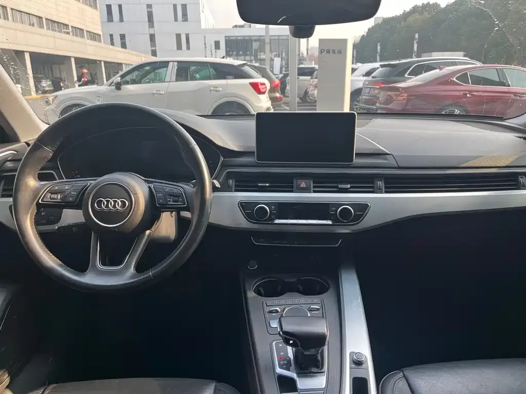 Audi Q3 2023 из CN, фото 8